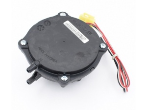 30000660A Датчик давления воздуха ACE 13-35kw, Coaxial 13-30kw (NASS9EX000006)