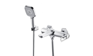 Смеситель для ванны с монолитн. изливом Lemark Призма LM3914C, хром