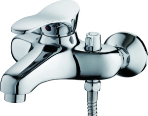 Смеситель для ванны+ кор. нос L3201 латунь