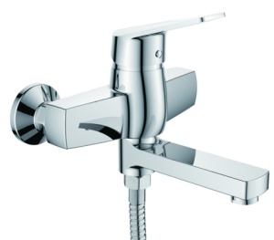 Смеситель для ванны кор. излив L3140 латунь