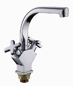 Смеситель для мойки L5884-2 латунь Смеситель для мойки L5884-2 латунь