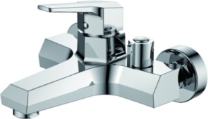 Смеситель для ванны+ кор. излив L3259 латунь