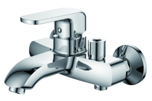 Смеситель для ванны кор. излив L3244